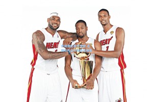 京城德比星光流转 五棵松万众齐颂新王加冕