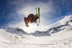 中国小将自由泳突破摘金 亚洲纪录再刷新